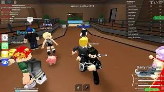Играем  в Roblox Epic Mini Games