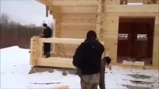 Строительство дома из профилированного бруса естественной влажности