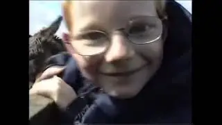 Ed Sheeran - Photograph (Official Music Video)
