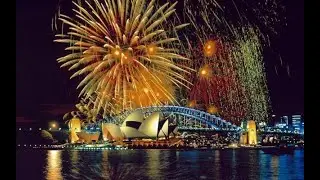 New Year's 2024: Sydney, Australia  stunning fireworks, fountains of lights