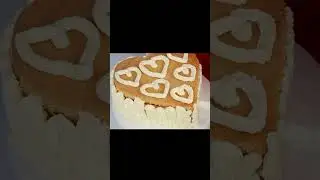 Украшение торта сметаной