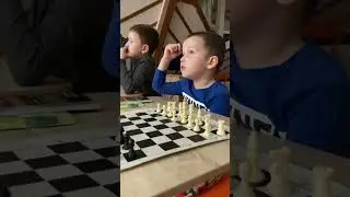 Учим детей шахматам.