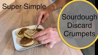 Easy Sourdough discard crumpets
