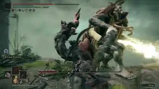 elden rings fighting against Margit, the fell omen