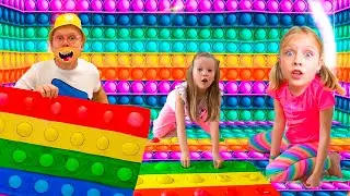 Правила поведения и веселые истории с Огромный POP IT ПопИт