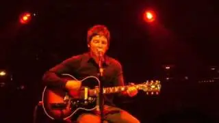 Noel Gallagher - Slide Away (25/3/10 Royal Albert Hall)