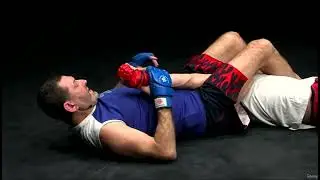 How to Wrap the shoulders of a standing adversary during MMA Sumo fight
