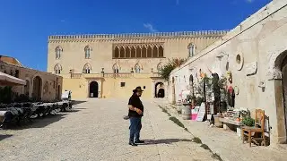 MUSEO DEL COSTUME - Castello di Donnafugata parte 1