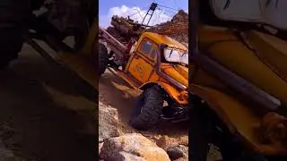 1/10 Scale 4Wheel Drive RC Car Off-Road Driving 4X4