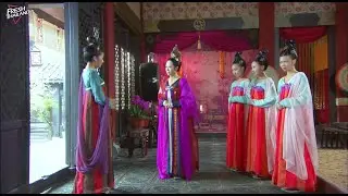 【พากย์ไทย】สาวใช้มอบผ้าพันคอขอบท่านอ๋อง แต่เพื่อนร่วมงานของเธอกลับอิจฉา