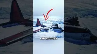 This is How Planes Land in Antarctica #shorts