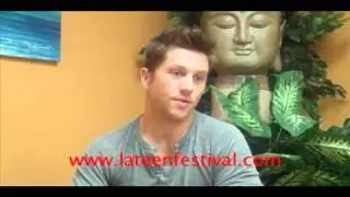 Ross Thomas talks about injuring himself before filming Soul Surfer