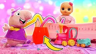 Il giocattolo di Peppa Pig prepara la pappa per la bambola Baby Alive! Video con i giochi per bimbi