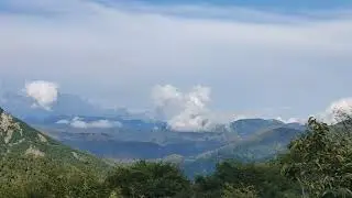 We watch the sky over the Caucasus mountains after we photographed a UFO there (time lapse, photo)