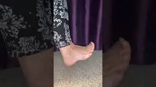 Flexing and pointing 😍 
