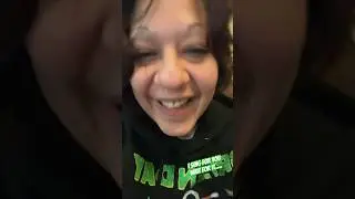I want to sing you sumding but I don’t have a voice #petra #concertjunkie #lostmyvoice #funny