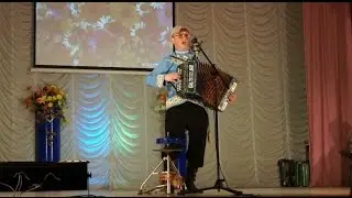 Играет и поёт Николай Краснов