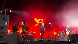 THE PIXIES - Monkey Gone To Heaven / Debaser (live @ „Musik im Park“ Schlossgarten Schwetzingen GER)