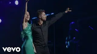 David Bisbal - Todo Es Posible (En Directo En El Teatro Real /2017) ft. Tini Stoessel