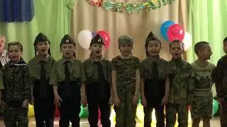 ДЕВОЧКА СЛЕВА ОТЖИГАЕТ!!!