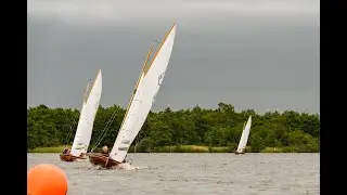 Het prachtige sportieve VeenBonken Cup in beeld gebracht, een 16m2 zeilwedstrijd | Nieuwkoop