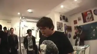 Andy Milonakis live at Illadelph Glass Gallery in California