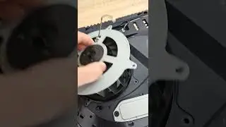 PS5 FAN totally Damaged .. LET'S replace it 