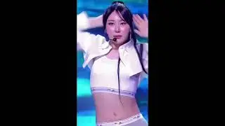 Chaeyeon coming real close to a little accident