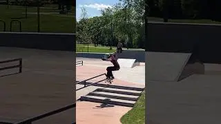 (Reupload) Highlights from my latest skatepark trip! #skateboarding #skatepark #skategirl