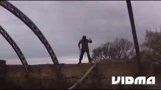 Добыча металла из бетона.Валю арки.