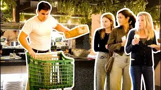 LLENANDO UN CARRO DE LA COMPRA EN UN BUFFET LIBRE!