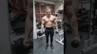 😂