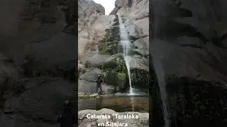 Hermosa catarata de "Taralaka" ubicada en Sitajara Tacna Perú