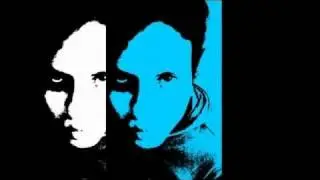 Antonio Amador - Ella Robot