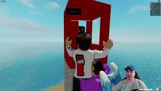 Playing a viewer's Roblox game - The Monkey Hangout - #roblox