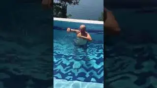 Трусы слетели