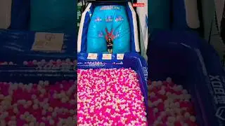 Funny trampoline girl 🤣 Amazing trampoline😎 #shorts #trampoline #viral #chinese #shortfeed #girl