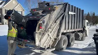 Growling Casella Waste Mack LE Leach Rear Loader Garbage Truck Packing Carts + Heavy Recycling