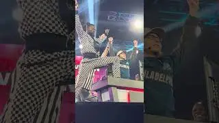KOFI KINGSTON AND ROBBIE FOX ARE YOUR #WWE2KShowdown CHAMPIONS @WWEGames