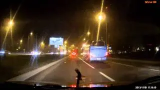 Идиот на Хундае Донецк Мариупольская развилка .