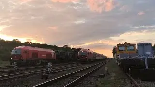 Locomotive ER20CF-014 with a passenger train