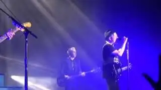 Fall Out Boy - Uma Thurman live @ Columbiahalle Berlin