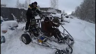 Зимняя охота за металлом. Багги на льду