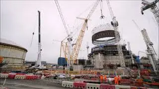 Giant crane lifts 423-tonne steel liner ring into position at Hinkley Point C