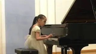 Й. Гайдн Соната№12 (1 часть) G-dur, Аида Филиппова, 9 лет
