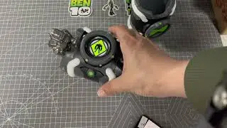 001 vs 002 Ben 10 Omnitrix Which one you want?