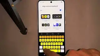 High contrast keyboard in Samsung