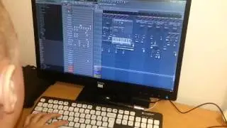 Zuri playing Hip-Hop on PC Keyboard