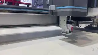 New option available on TPS C2513Z digital cutting machine/ ink print head
