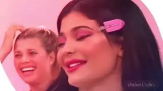 20 Of The Funniest Moments From The Kardashians 2021!